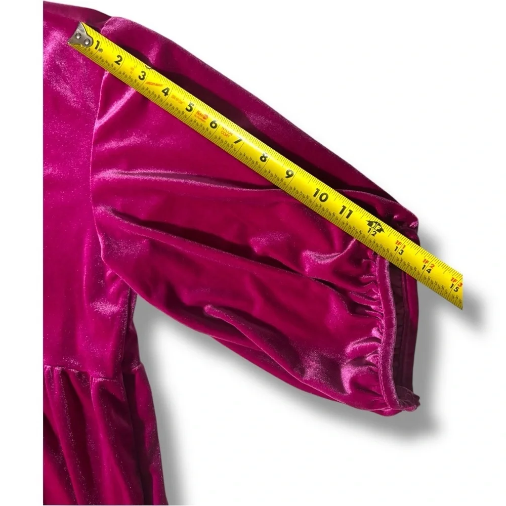 Chic Fuchsia Button-Front Velvet 3/4 Balloon Sleeves Tiered Collared Tunic Top